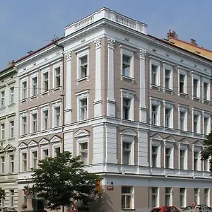 Hotel Machova Prag